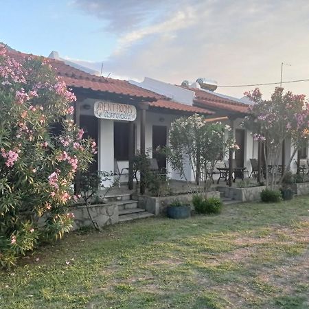 Asprovalta Rooms Kariotes Exterior photo